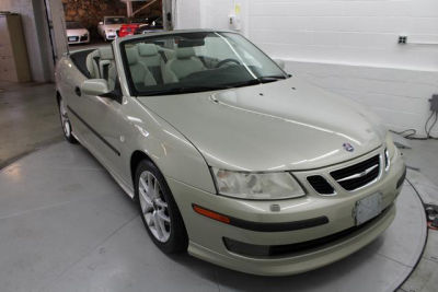 2005 Saab 9-3  Aero