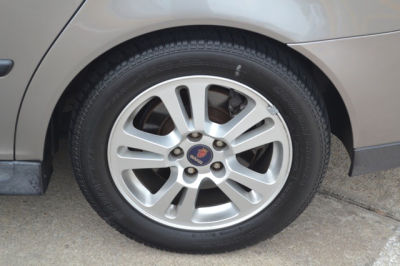 2005 Saab 9-3  Linear