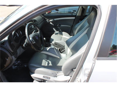 2003 Saab 9-3  Vector