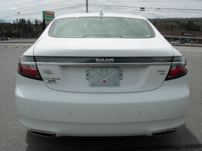 2010 Saab 9-5  Aero