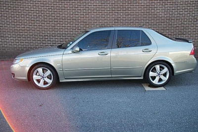 2009 Saab 9-5  Griffin