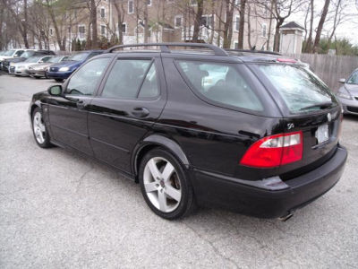 2004 Saab 9-5  Aero