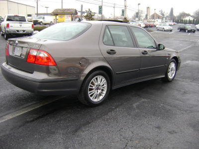 2005 Saab 9-5  Arc