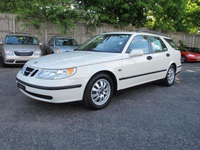 2005 Saab 9-5  Linear