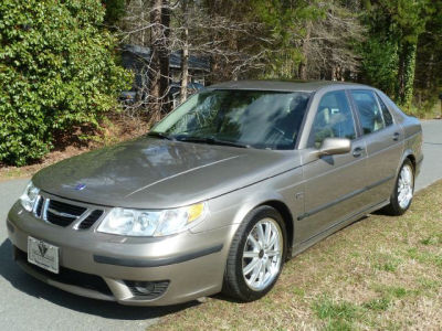 2004 Saab 9-5  Aero