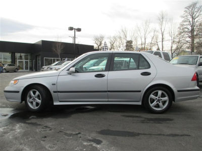 2004 Saab 9-5  Arc