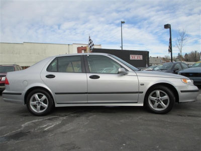 2004 Saab 9-5  Arc