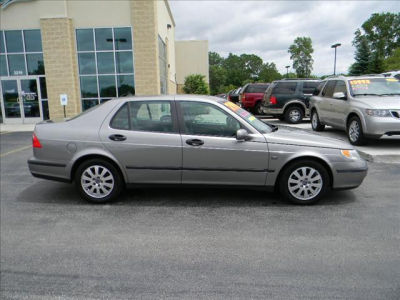2003 Saab 9-5  Linear