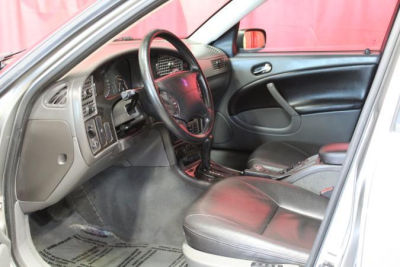 2003 Saab 9-5  Linear