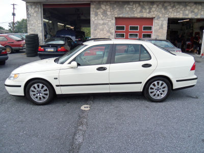 2003 Saab 9-5  Linear