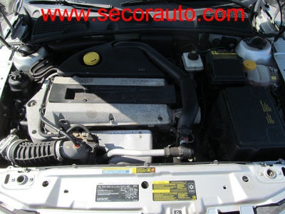 2004 Saab 9-5  Linear