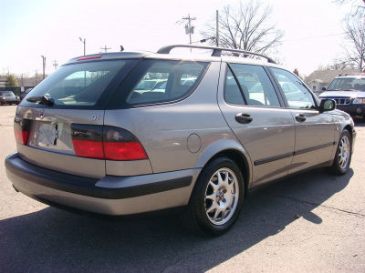 2001 Saab 9-5  Base