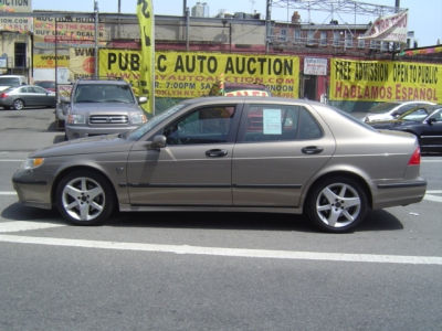 2004 Saab 9-5  Arc