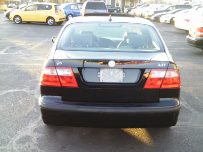 2004 Saab 9-5  Arc