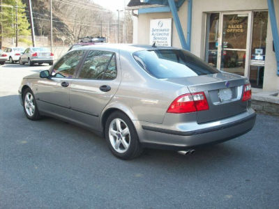 2003 Saab 9-5  Arc