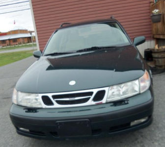 2000 Saab 9-5  Base