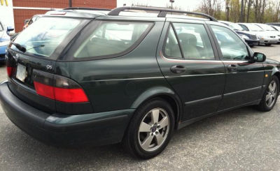 2000 Saab 9-5  Base