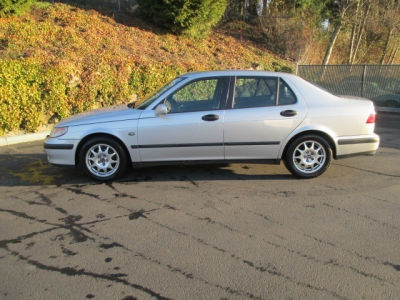 2001 Saab 9-5  Base