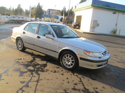 2001 Saab 9-5  Base
