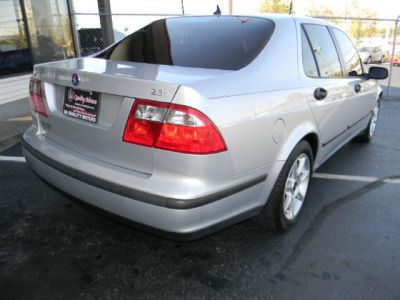 2003 Saab 9-5  Linear