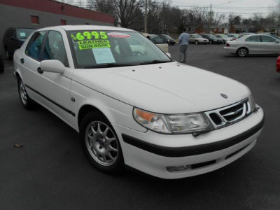 2001 Saab 9-5  Base