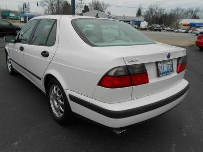 2001 Saab 9-5  Base