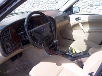 2001 Saab 9-5  Base