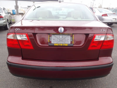 2003 Saab 9-5  Linear
