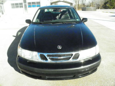 2001 Saab 9-5  Base