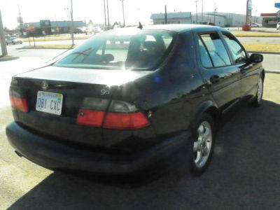 2001 Saab 9-5  Base