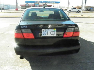 2001 Saab 9-5  Base