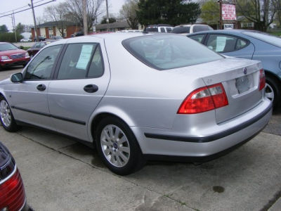 2003 Saab 9-5  Linear