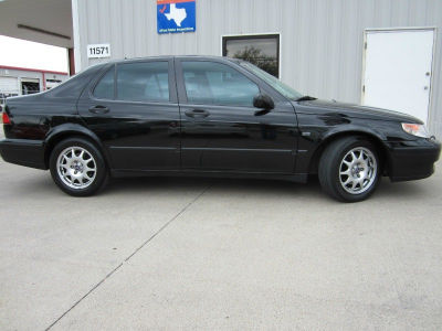 2001 Saab 9-5  Base