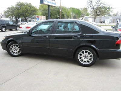 2001 Saab 9-5  Base