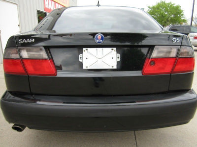 2001 Saab 9-5  Base