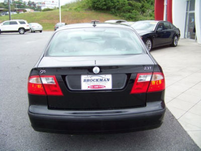 2004 Saab 9-5  Arc