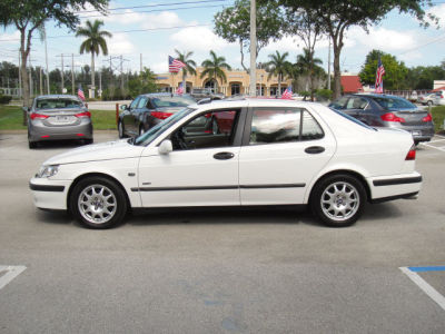 2001 Saab 9-5  Base