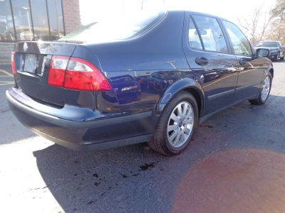 2003 Saab 9-5  Linear