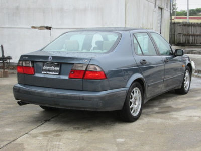 2000 Saab 9-5  2.3t