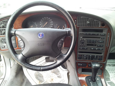 1999 Saab 9-5  SE V6