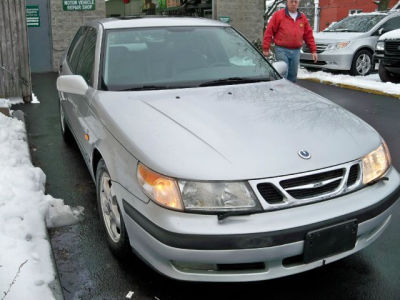 1999 Saab 9-5  SE V6