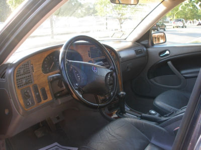 2002 Saab 9-5  Linear 2.3t