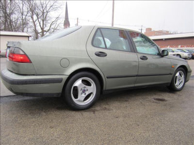 1999 Saab 9-5  Base