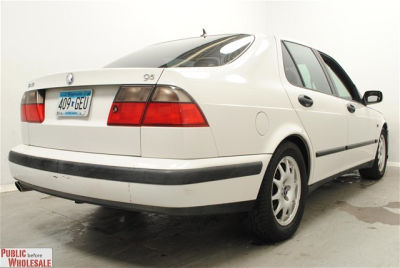 2001 Saab 9-5  Base