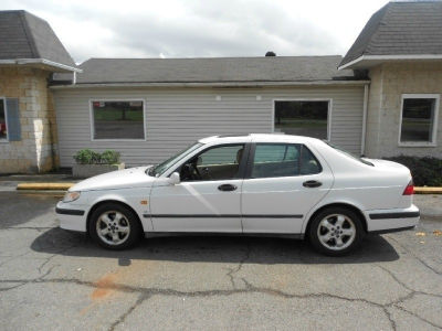 1999 Saab 9-5  SE V6