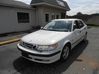 1999 Saab 9-5  SE V6
