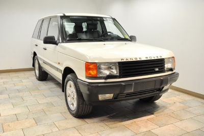 1999 Saab 9-5  SE V6 -
   Cars.com </title>
   <meta name="title" content="1999 Saab 9-5  SE V6 - Cars.com"/>
   <meta name="description" content="Listed on Cars.com