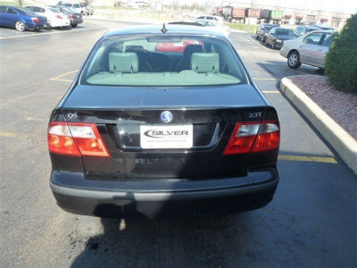 2004 Saab 9-5  Arc -
   Cars.com </title>
   <meta name="title" content="2004 Saab 9-5  Arc - Cars.com"/>
   <meta name="description" content="Listed on Cars.com
