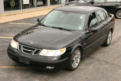 2003 Saab 9-5  Aero -
   Cars.com </title>
   <meta name="title" content="2003 Saab 9-5  Aero - Cars.com"/>
   <meta name="description" content="Listed on Cars.com