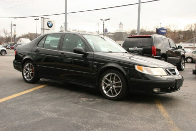 2003 Saab 9-5  Aero -
   Cars.com </title>
   <meta name="title" content="2003 Saab 9-5  Aero - Cars.com"/>
   <meta name="description" content="Listed on Cars.com